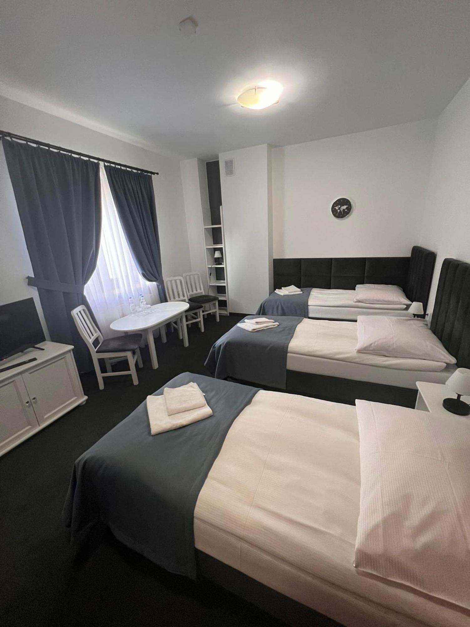 Hotel Park Opoczno Extérieur photo
