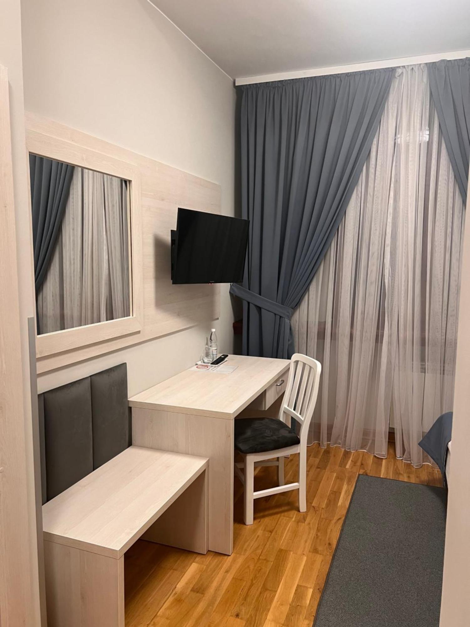 Hotel Park Opoczno Extérieur photo