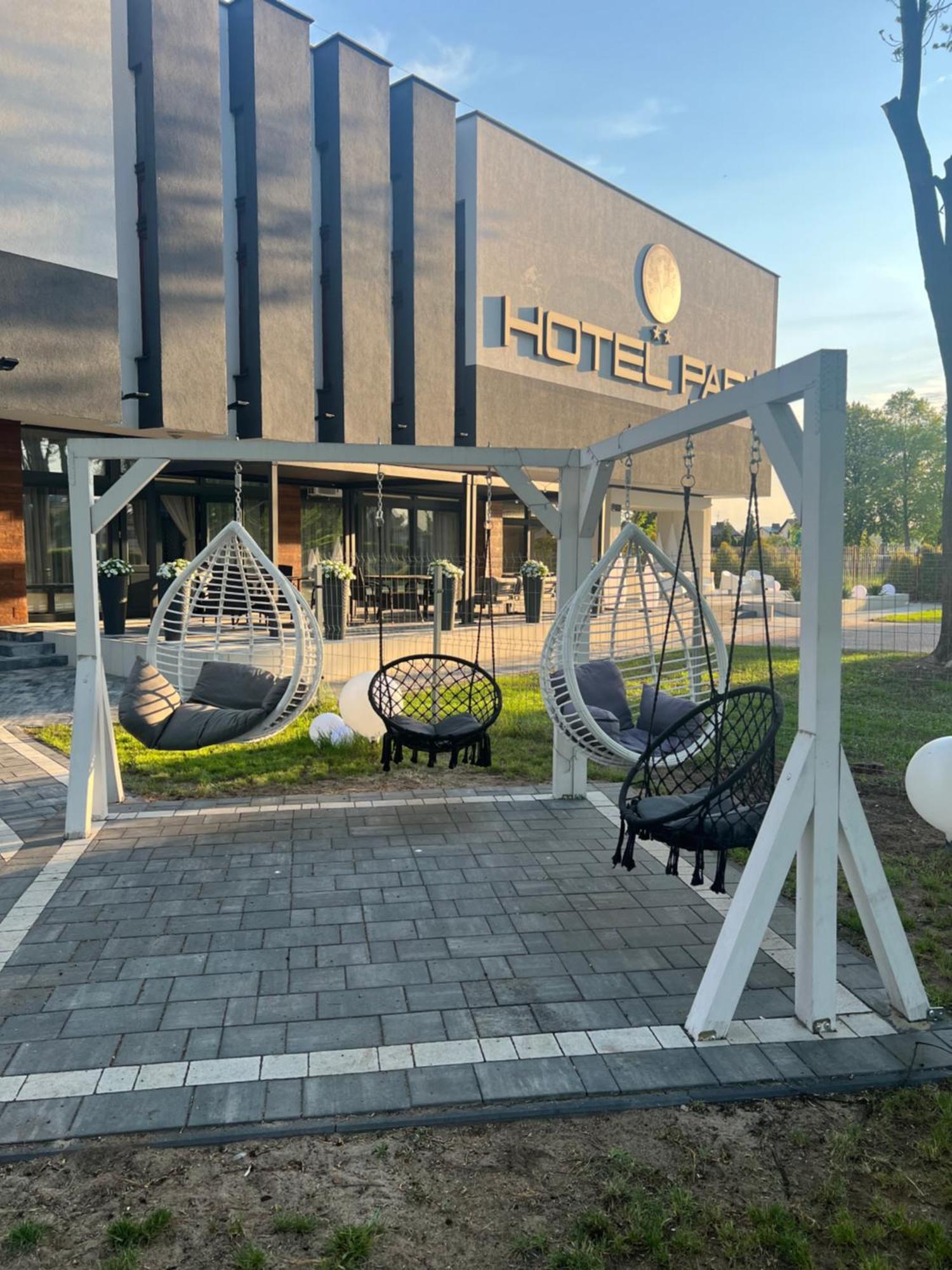 Hotel Park Opoczno Extérieur photo